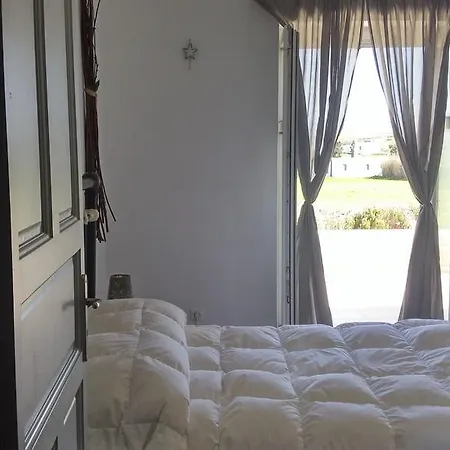 Nyaraló Georgia Párosz
